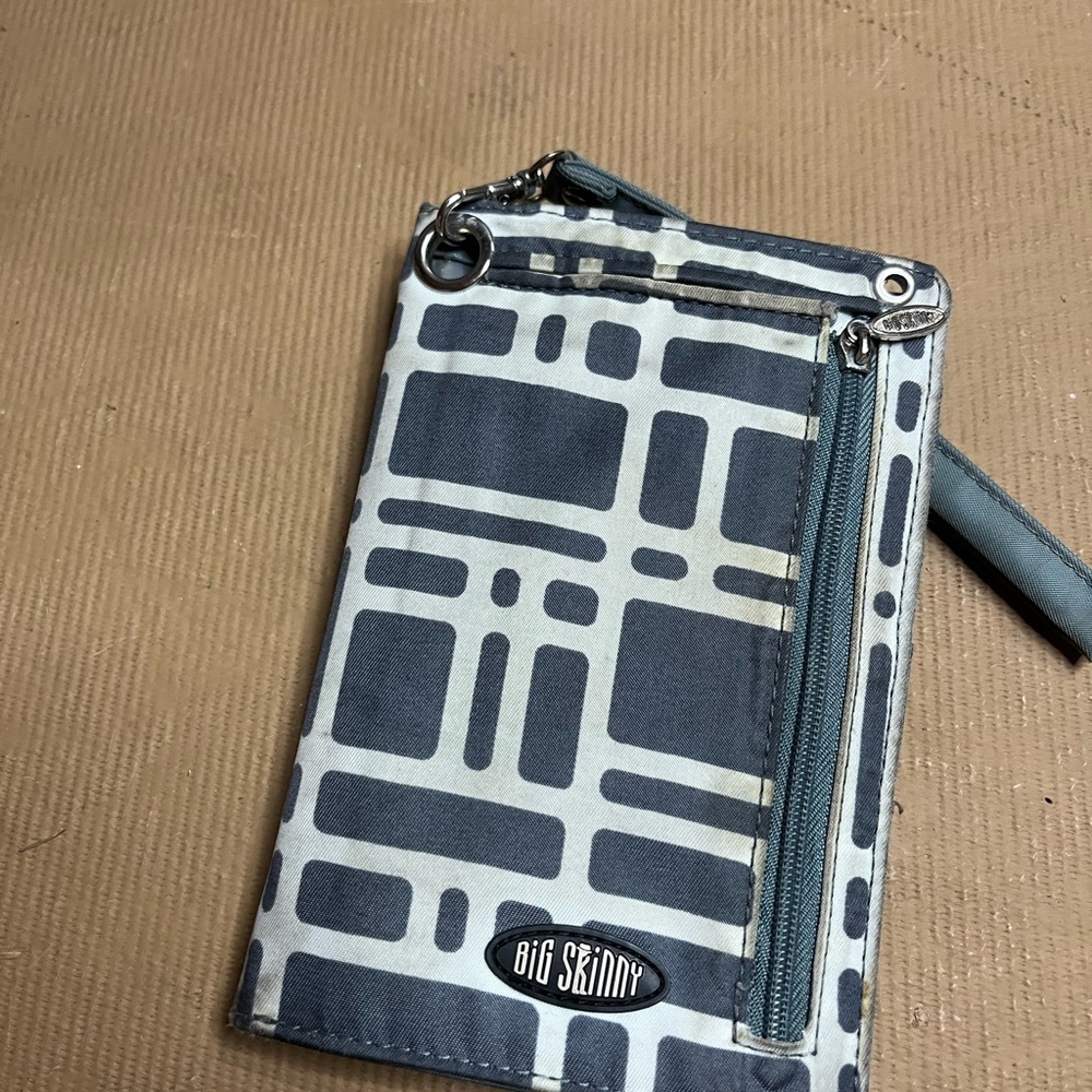 Gray Patterned Wallet